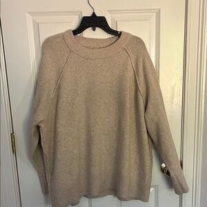 Women's Crewneck Oversized Sweater - Beige with bows on the elbows